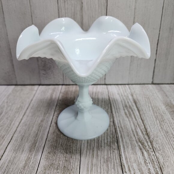 Vtg Light Blue Tone Milk Glass Compote Candy Dish Hobnail Ruffled Pedestal 6'' - Picture 3 of 8